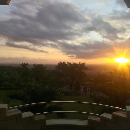 Villa Malang Puncak Buring Buitenkant foto